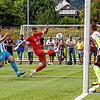 Albert Malaj (Mitte) schoss das 1:1 für den 1. FC Rielasingen-Arlen gegen den SV Oberachern. Diese Chance in der ersten Halbzeit dagegen ...