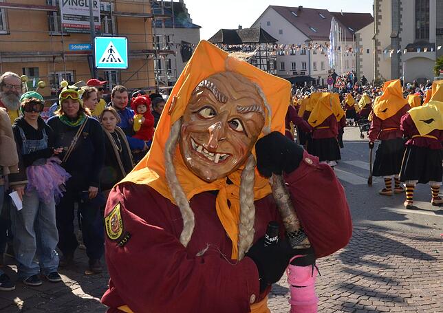 Bild 26: Narrensprung 2025 in Markdorf begeistert die Zuschauer