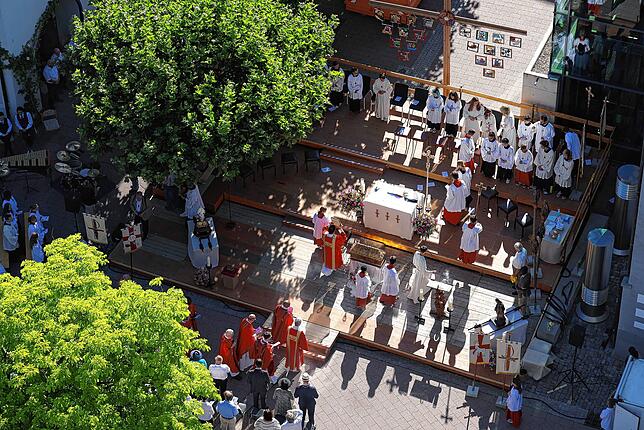 Bild 4: Das Hausherrenamt am Hausherrensonntag: hier gibt´s die Bilder
