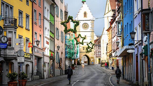 Sterne sorgen in der Überlinger Innenstadt jeden Winter für eine weihnachtliche Beleuchtung. Trotz Energiekrise sollen die Sterne auch ...