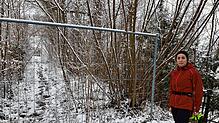 Auch hier geht es jetzt nicht mehr weiter: Der Spazierweg oberhalb der Hoheneggstraße ist gesperrt, weil die Arbeiten zur Hangsicherung ...