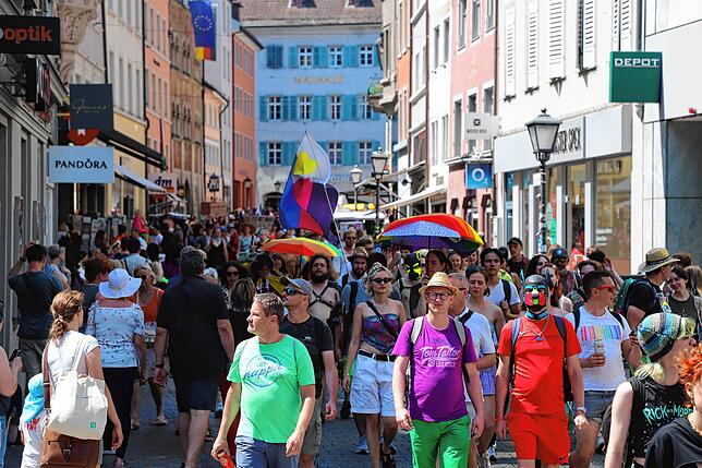 Bild 19: Ein bunter Protestzug zieht durch Konstanz und Kreuzlingen