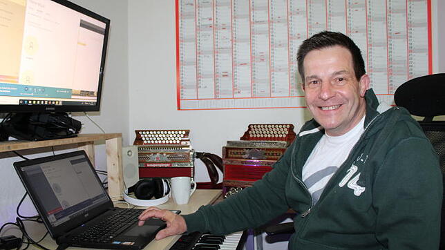 Schwarzwaldrebell Achim Meder in seinem Tonstudio in Wellendingen.