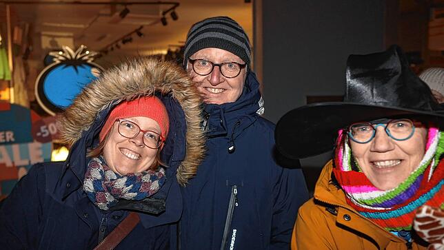 Bild 23: Mit dem Butzenlauf wird die Straßenfasnacht eingeläutet