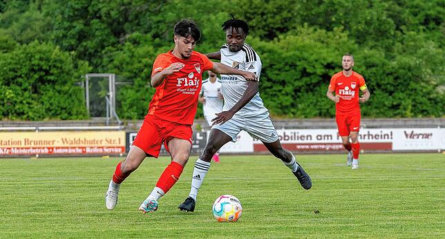 Bild 11: SV 08 Laufenburg II rettet sich trotz 1:3 beim FC Tiengen 08 &ndash; und wir haben Bilder!