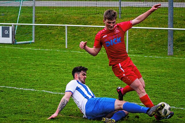 Bild 21: SG Stühlingen/Weizen II gewinnt Spitzenspiel mit 2:0 gegen SC Lauchringen – und wir haben Fotos!