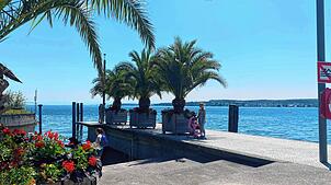 Im Mantelhafen ist in der Nacht von Mittwoch auf Donnerstag eine Person in den Bodensee gefallen.