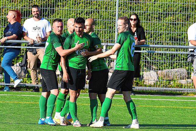 Bild 12: SV Herten setzt sich mit 3:1 gegen den weiter punktlosen FC Schlüchttal durch &ndash; und wir haben die Bilder!