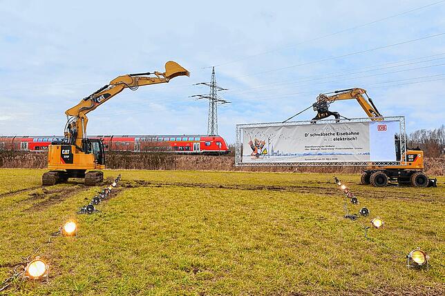 „D‘ schwäbische Eisenbahn elektrisch“: Die Bauarbeiten dauerten rund vier Jahre und waren im April 2021 abgeschlossen.