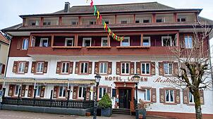 Gut zwei Jahre diente das Hotel Löwen in der Todtmooser Hauptstraße als Gemeinschaftsunterkunft für Flüchtlinge. Das Landratsamt wird ...