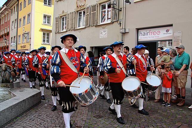Bild 7: Waldshuter Chilbi 2025: So viel Freude macht der Festumzug in der Kaiserstraße - die schönsten Bilder