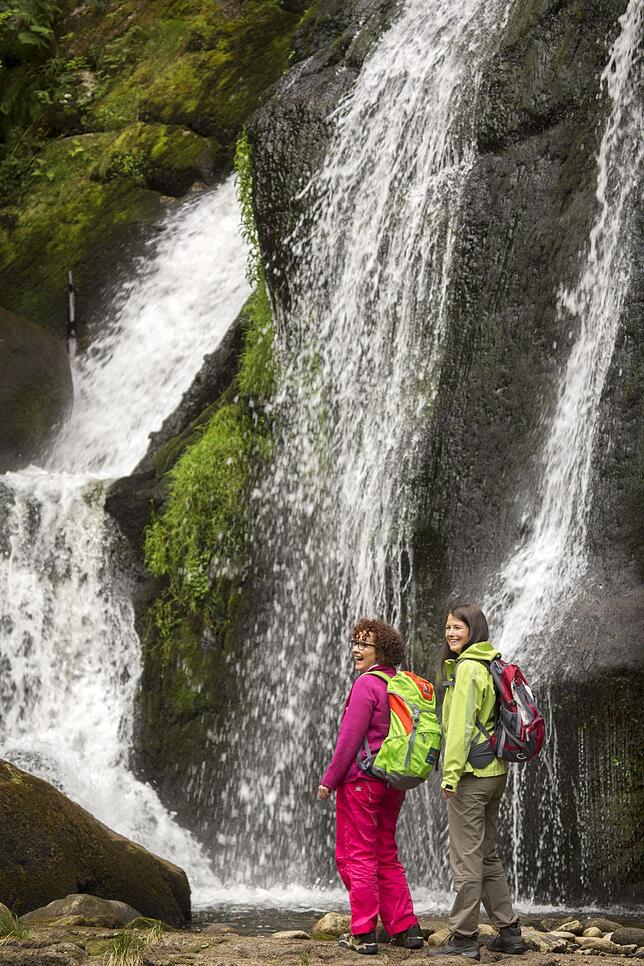 Von den Tribeger Wasserfällen bis an die Rheinfälle nach Schaffhausen in der Schweiz führt der neue WasserWeltenSteig.