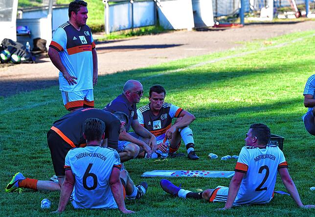 Bild 21: SV Eichsel dreht binnen drei Minuten das Spiel im Rothaus-Bezirkspokal zum 4:3-Sieg bei der SG Niederhof-Binzgen &ndash; und wir haben Bilder!