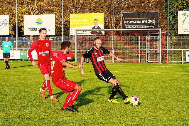 Bild 27: TuS Kleines Wiesental sichert sich ein 2:2 beim Tabellenführer FSV Rheinfelden II &ndash; wird haben die Bilder!