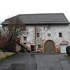 Die viele jahrhundertealte Zehntscheuer des Klosters Rheinau droht zu verfallen, nun könnte sie einem neuen Zweck zugeführt werden.