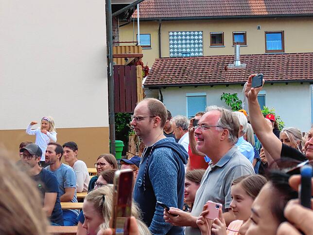 Bild 3: So schön war es auf dem Wallbacher Dorffest 2025