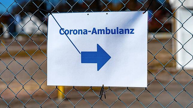 Corona Ambulanz auf dem Messegelände in Schwenningen.