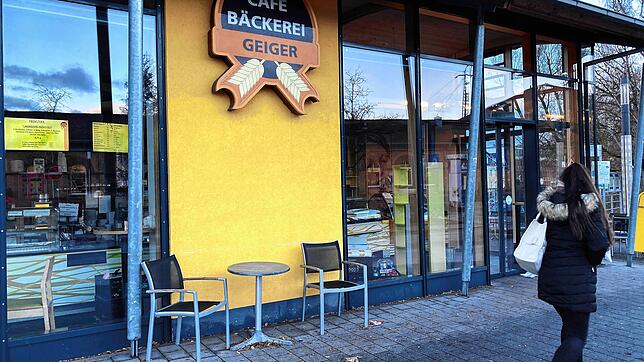 Die Landbäckerei Geiger ist geschlossen. Passanten am Bahnhof in Villingen müssen sich ihren Reiseproviant an andere Stelle besorgen.