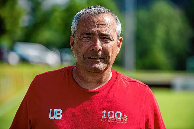 Uwe Berger, Trainer FC Huttingen: „Das 0:3 ist schon eine echte Hypothek, wobei ich mich vor allem über die beiden Tore in den ...