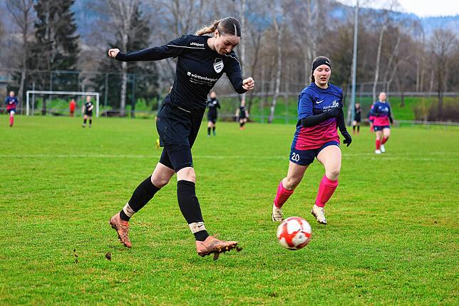 Bild 20: Unsere Bildergalerie vom Frauen-Bezirksliga-Spitzenspiel zwischen Kirchen-Hausen und Wolterdingen