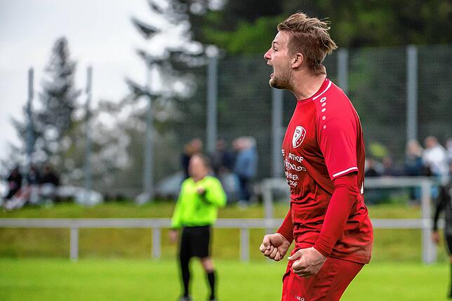 Bild 22: FC Schlüchttal gewinnt Top-Spiel bei der SG Höchenschwand/Häusern mit 3:0 &ndash; und wir haben Bilder!