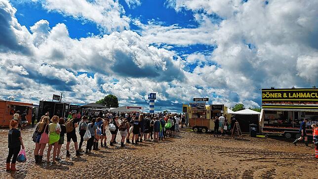 Bild 8: Dauerregen auf dem Southside 2024 - Unsere besten Matsch-Bilder!