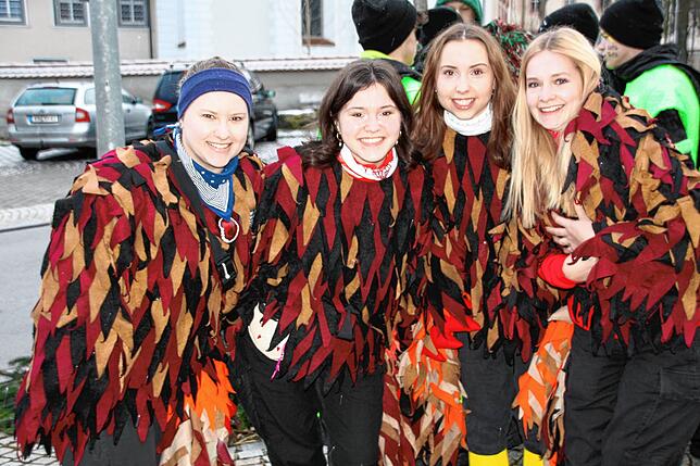 Bild 24: Fasnacht-Highlights in Wald: Unvergessliche Bilder vom Rathaussturm und Schülerbefreiung!