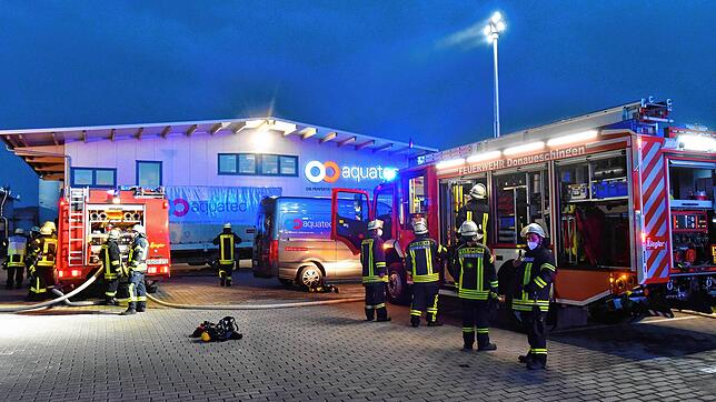 Die Feuerwehr rückte gegen halb neun in Richtung Pfohren aus. Die Alarmierung erfolgte um 20.23 Uhr. Schnell stellte sich heraus, dass ...