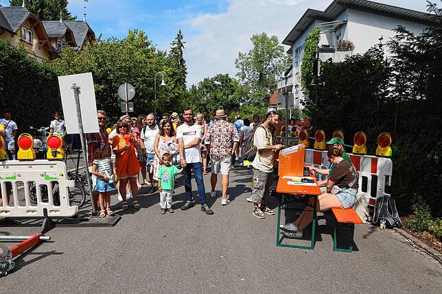 Bild 16: Erste Bilder vom Seenachtfest 2023 &ndash; Auf der Seestraße ist besonders für Familien etwas geboten