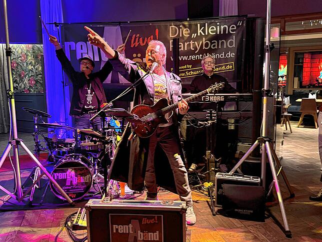 Bild 4: Tanzen, Singen, Feiern: So stimmungsvoll war City of Music in Friedrichshafen – Die besten Bilder!