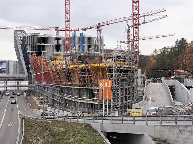 Bild 1: Blick hinter die Kulissen der größten Baustelle in der Schweiz