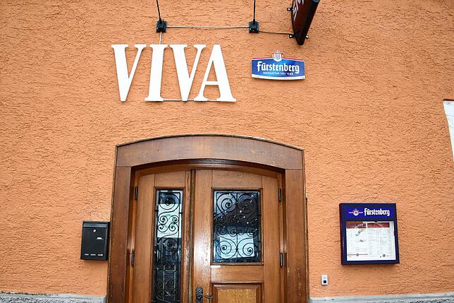 Die Pilsbar Viva am Adlerplatz in Meßkirch hat bereits geschlossen.