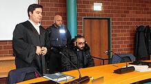 Ein 28-jähriger Angeklagter soll durch eine Betrugsmasche versucht haben, mindestens zwei Opfern viel Geld abzunehmen. Dieser Fall wurde ...