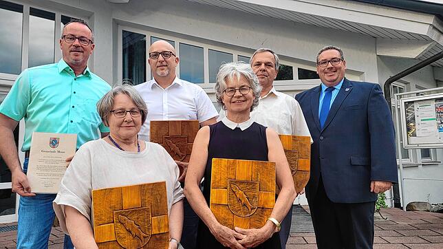 Für sie war es die letzte Sitzung (von links): Klaus Maier, Irmhild Kalkowski, Frank Riester, Anne Overlack und Helmut Granser mit ...