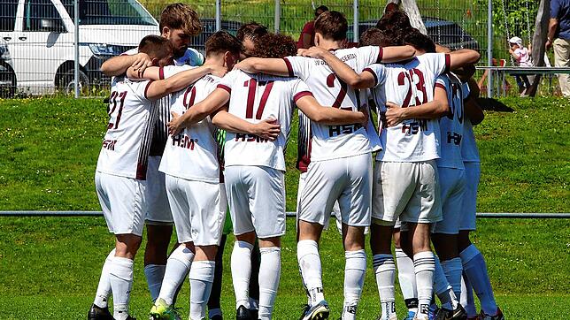 Sofern der SV Deggenhausertal den fünftletzten Platz in der Bezirksliga Bodensee halten kann, muss er darauf hoffen, dass der FC ...