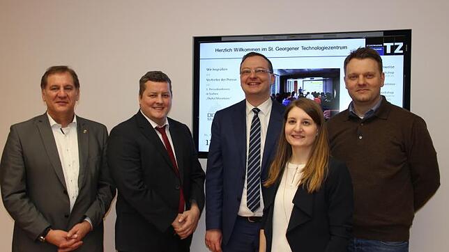 Im Technologiezentrum entsteht das regionale Digitalisierungzentrum "Digital Mountains", das berät, vermittelt und Bedarfslücken von ...