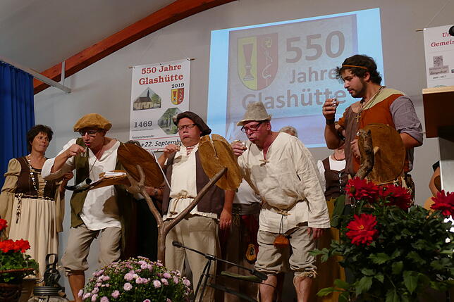 Die Glashütter Kulttruppe „Poesie und Habermus“ sorgte für beste Unterhaltung bei den Festgästen.