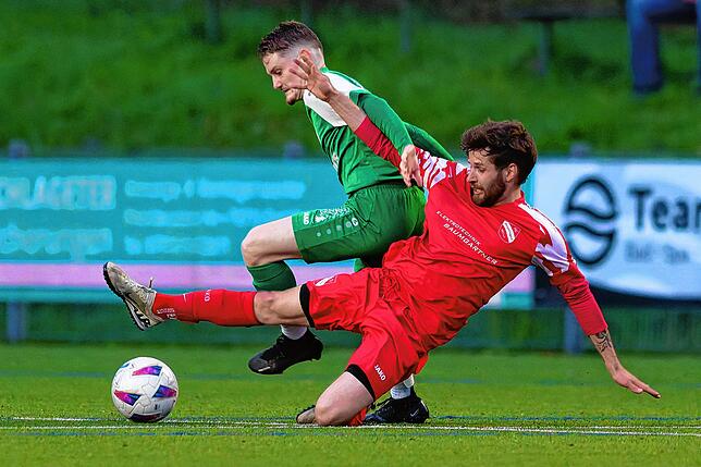Bild 21: FC Bergalingen II gewinnt Kellerduell gegen Schlusslicht SV Waldhaus II mit 3:2 – wir haben Fotos!