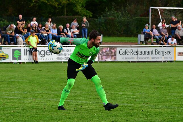 Bild 3: FC Wallbach muss mit einem 1:1 gegen den SV Buch zufrieden sein &ndash; und wir haben Bilder!