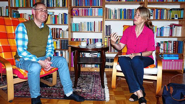 Joachim Ungerer hat in seinem Leben schon einige Schickalsschläge erlebt. Darüber spricht er mit SÜDKURIER-Mitarbeiterin Christiane ...