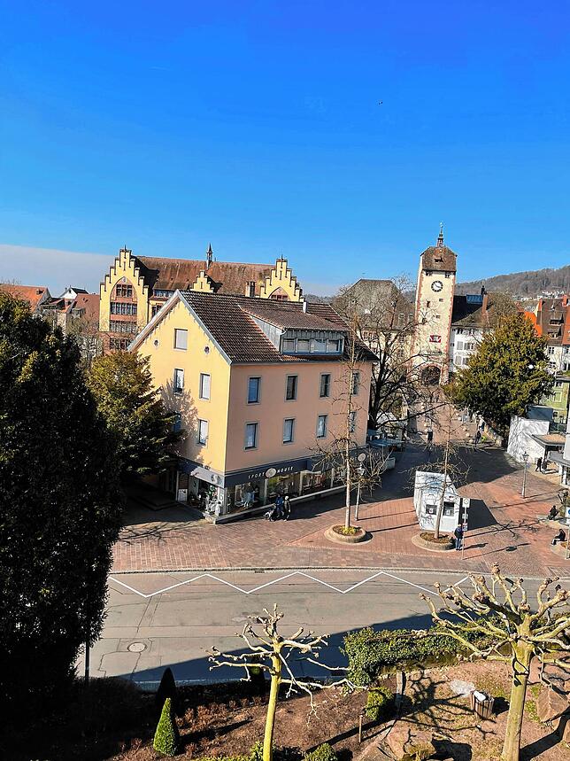 Blick aus dem zweiten Obergeschoss in Richtung Schaffhauser Tor und Heinrich-Hansjakob-Schule.