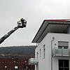 Mit einer Drehleiter können die Rettungshelfer bei ihren Einsätzen schnell höher gelegene Geschosse erreichen wie hier beim neuen ...