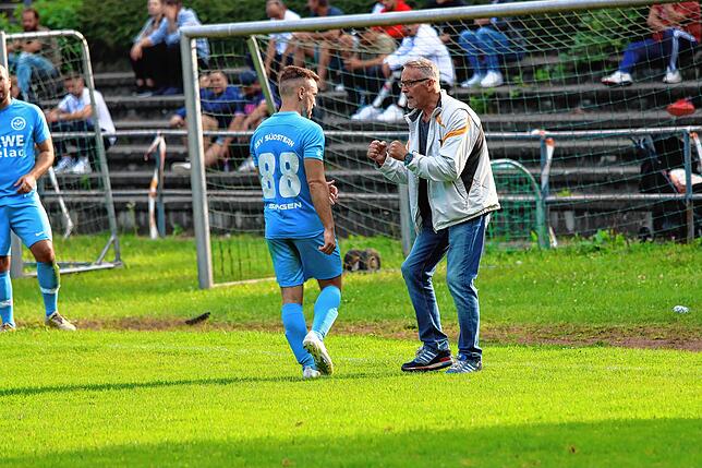 Bild 12: Die besten Bilder der Kreisliga-A-Partie zwischen Südstern Singen und der SG Dettingen-Dingelsdorf II.