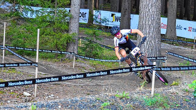 Die Form stimmt: Finja Lipp (SG Rheinfelden) vom Team Orbea Serpentine Velosport fuhr zum Bundesliga-Auftakt in Obergessertshausen auf ...