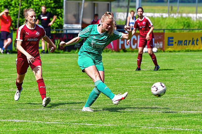 Bild 14: FC Hochrhein rettet sich in letzter Sekunde vor dem Abstieg &ndash; und wir haben Bilder!