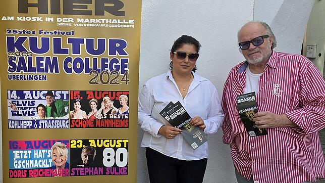 Vergangenes Jahr werben Fieonna Pungg und Reinhard Weigelt vor der Greth für das Festival „Kultur goes Salem College“. Dieses Jahr fällt ...