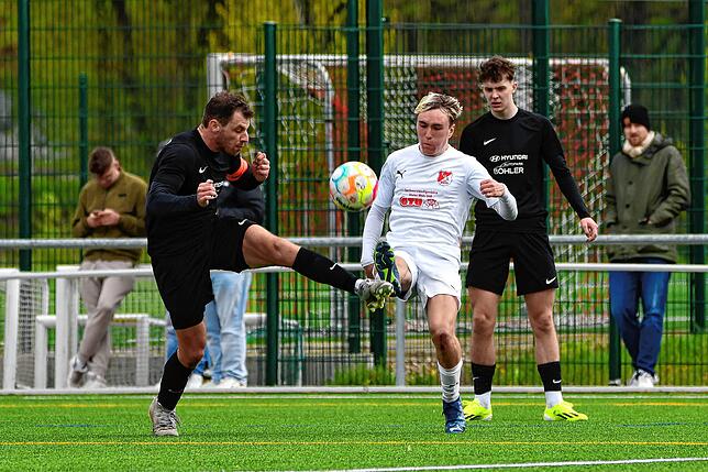 Bild 4: SG FC Wehr/Brennet zieht mit 2:1 n.V. beim TuS Binzen ins Pokalfinale ein &ndash; und wir haben Bilder!