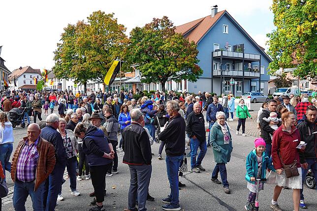 Bild 25: Erntedankfestumzug in Görwihl: Danke! Für die gute Ernte und für das schöne Wetter