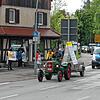 Mehrere Traktoren sind an Christi Himmelfahrt zwischen 16 und 18&nbsp;Uhr auf der Markdorfer Ortsdurchfahrt B 33 unterwegs. Eine Aktion ...