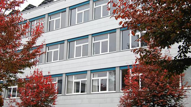 Mobile Luftreinigungsgeräte für die Schulen in Landkreis-Trägerschaft hat das Landratsamt erworben. Unser Archivbild zeigt die ...